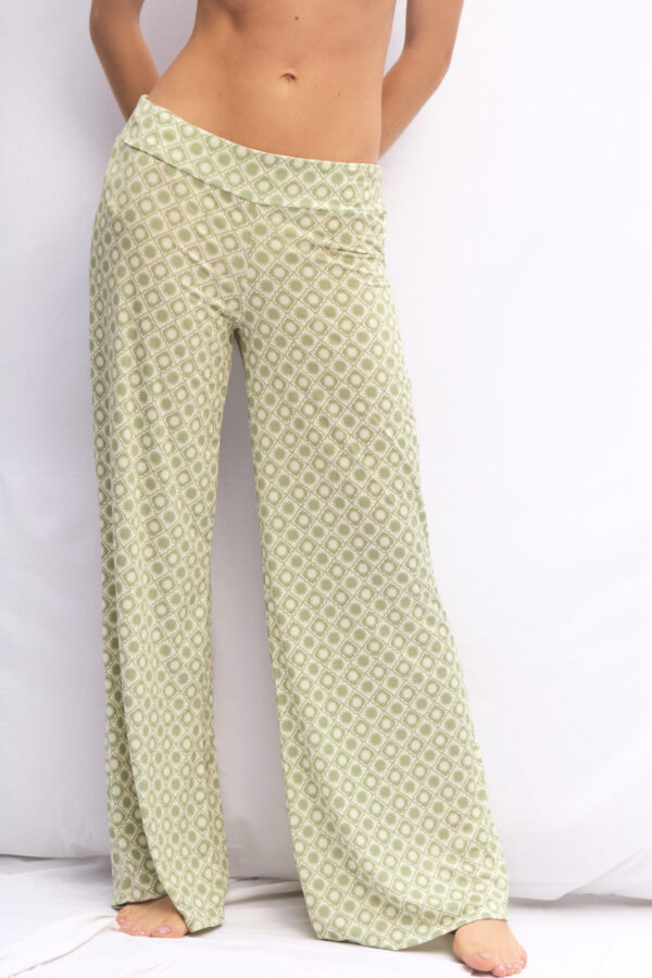 26B6D2E4-672F-49A2-9E30-77EA42AD9653