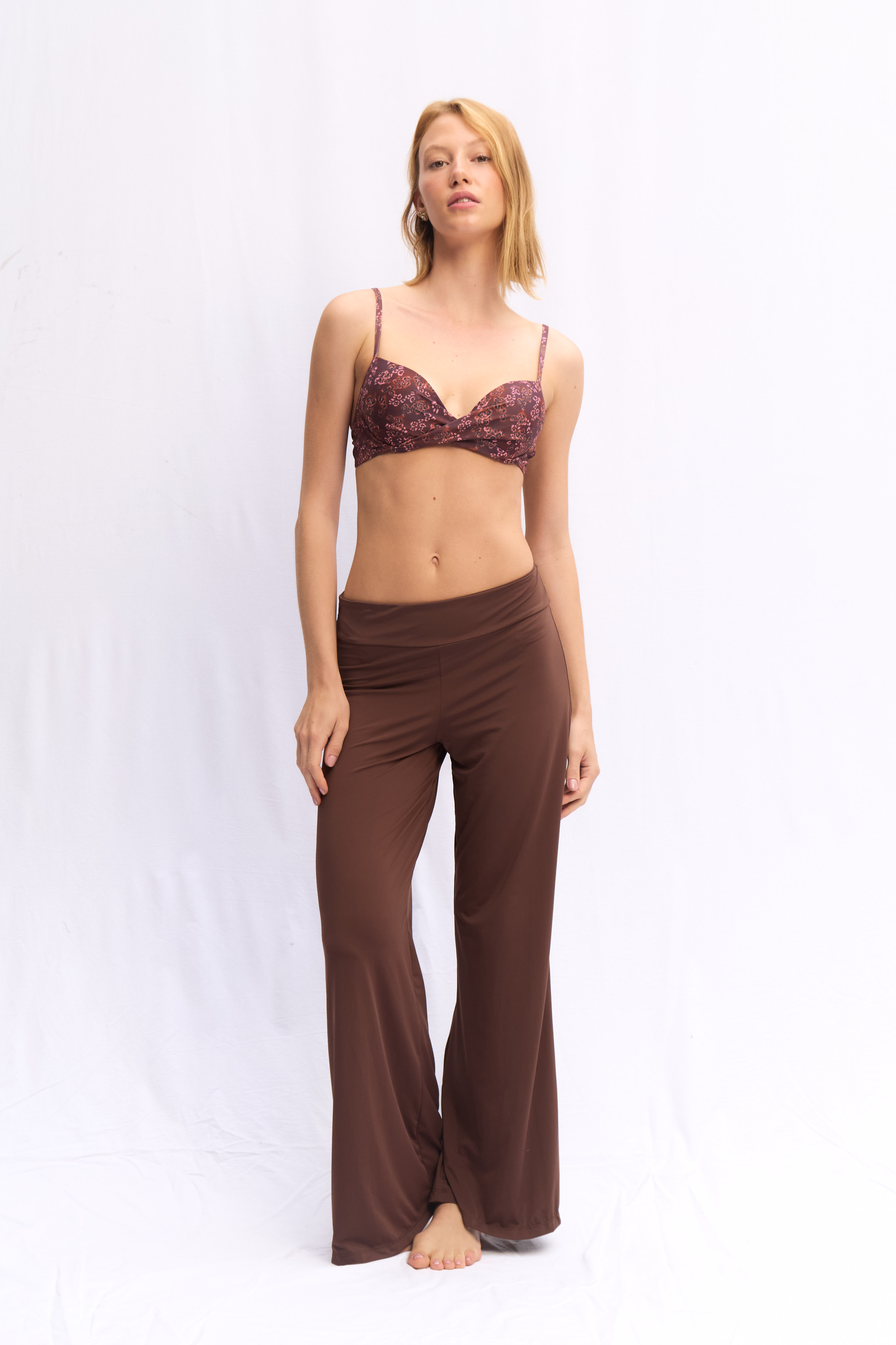 PANTALÓN LUA LYCRA MARRÓN