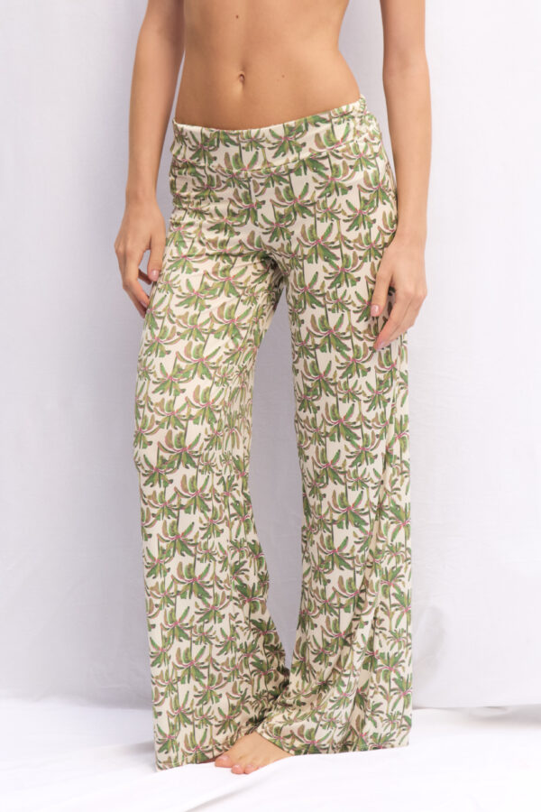 9C045465-9EBC-40EC-A784-386040C3629C