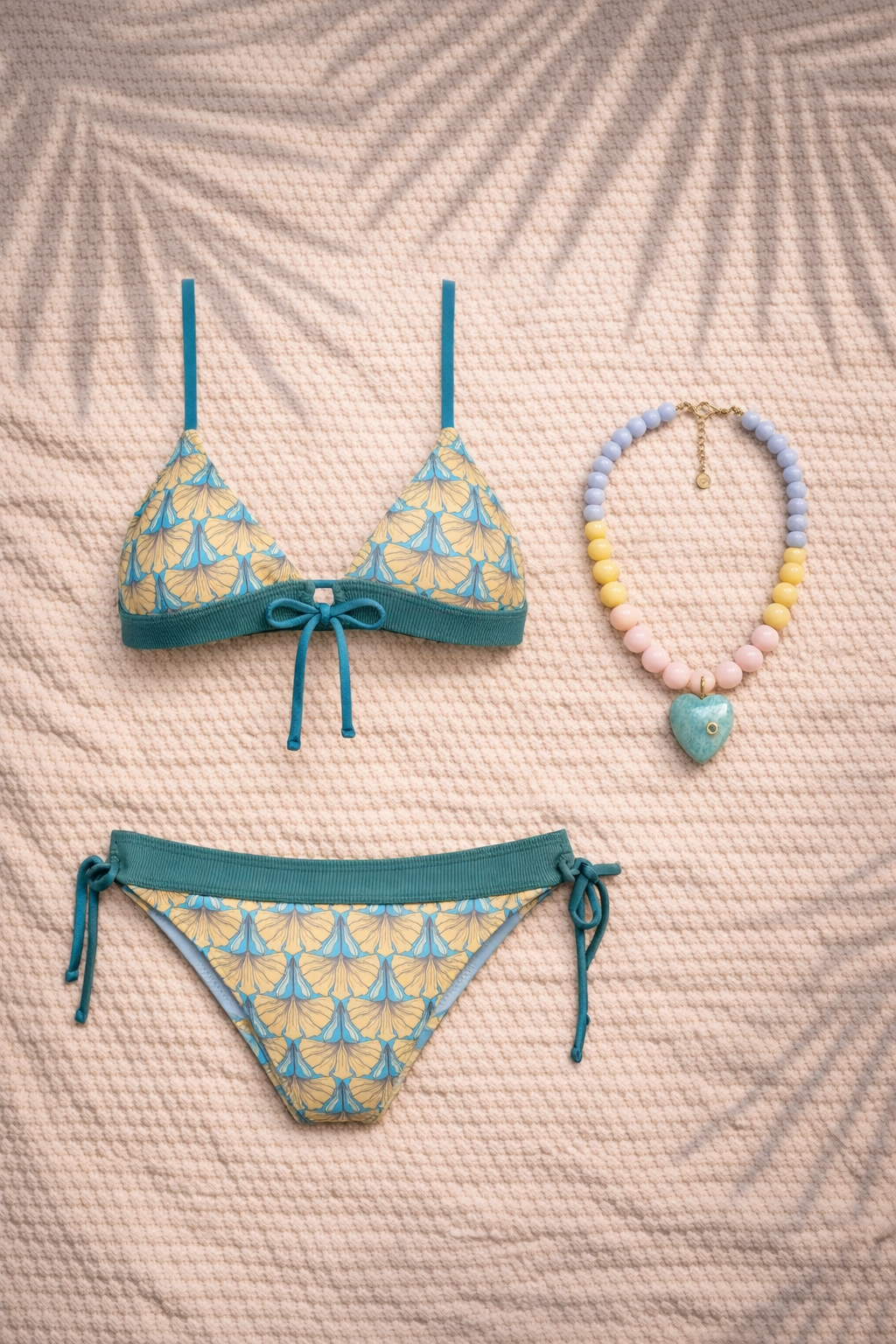 BIKINI ALICE VERDE MOSTAZA + AMAZONITE HEART BEADED NECKLACE
