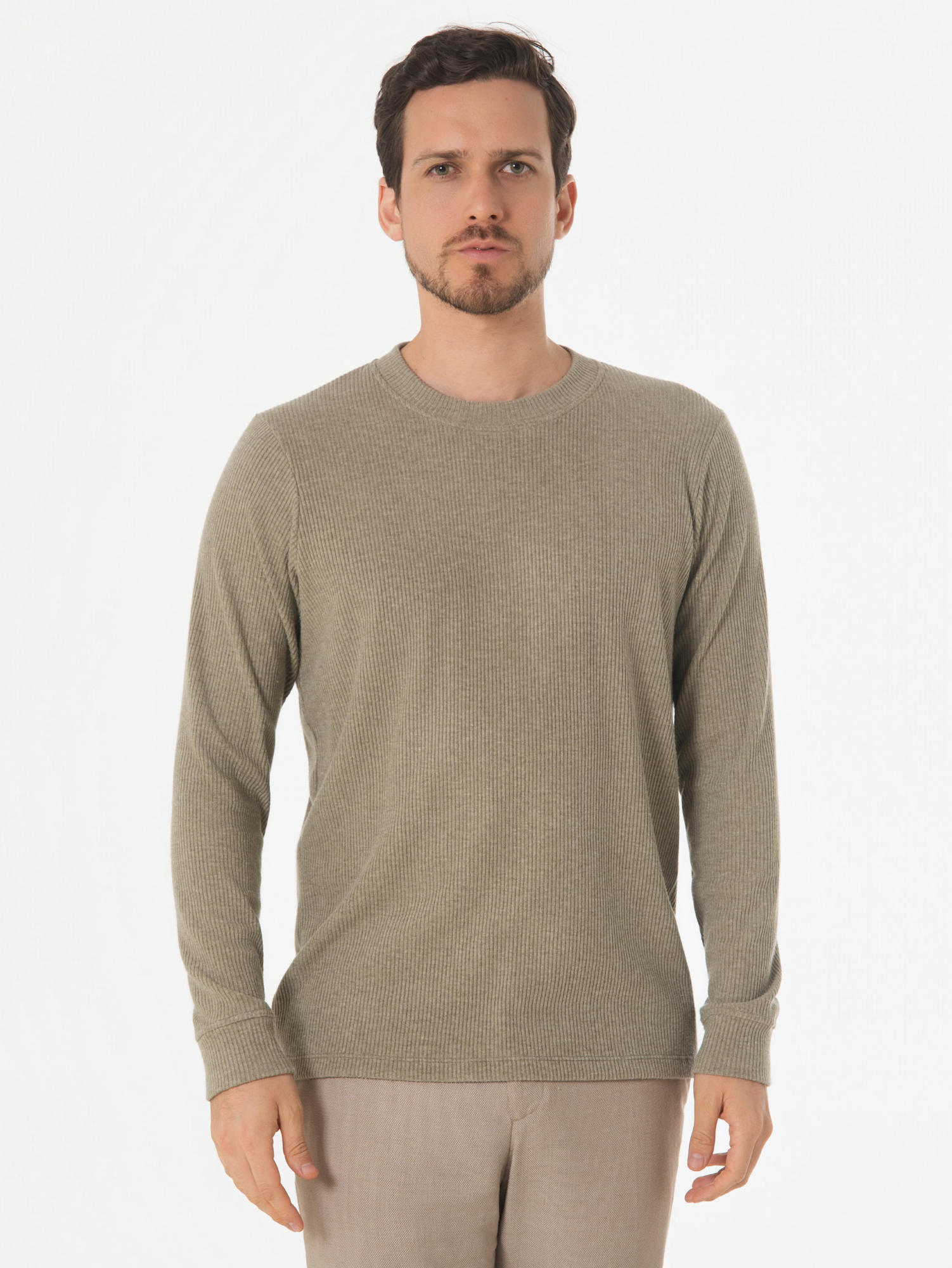 LIGHT OLIVE CREWNECK