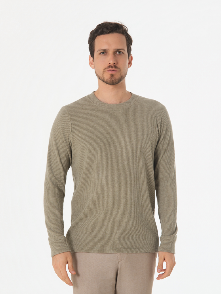 CREWNECK